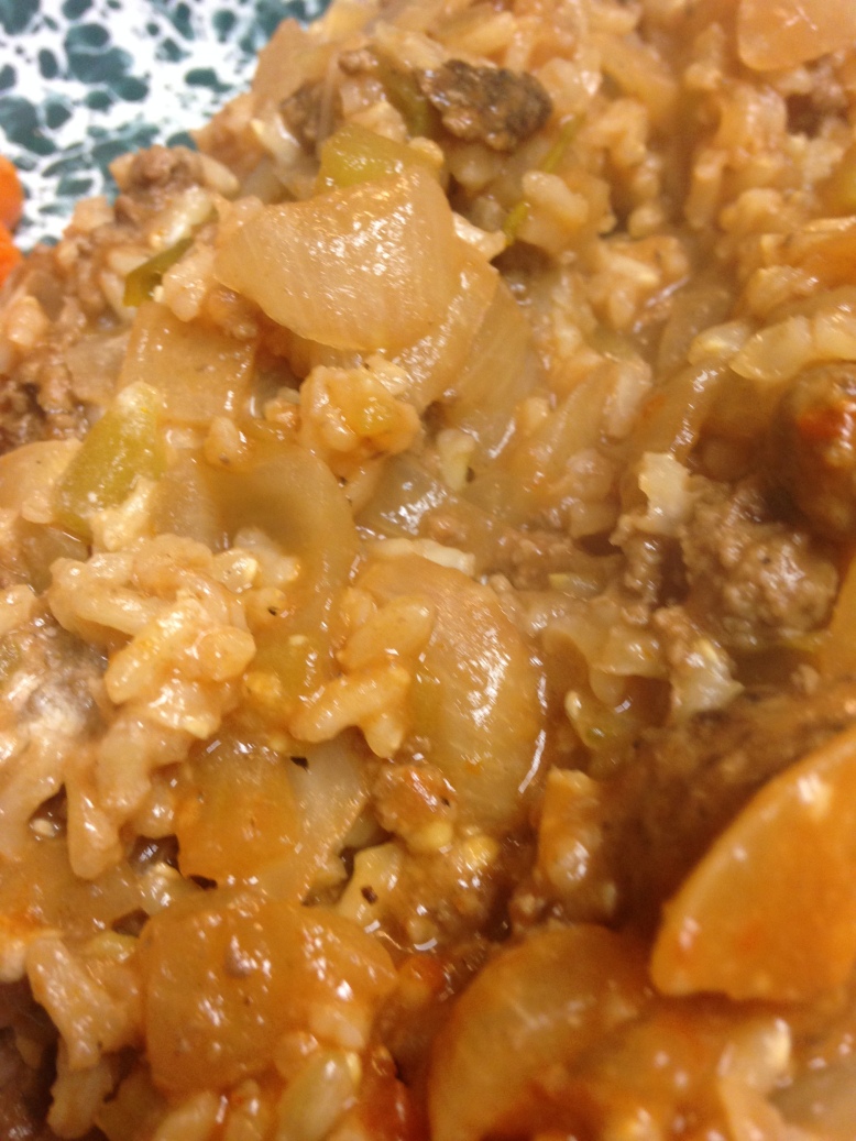 Ground Beef Casserole - Rebekah and her Ramblings. A shockingly healthy and tasty cold night casserole!